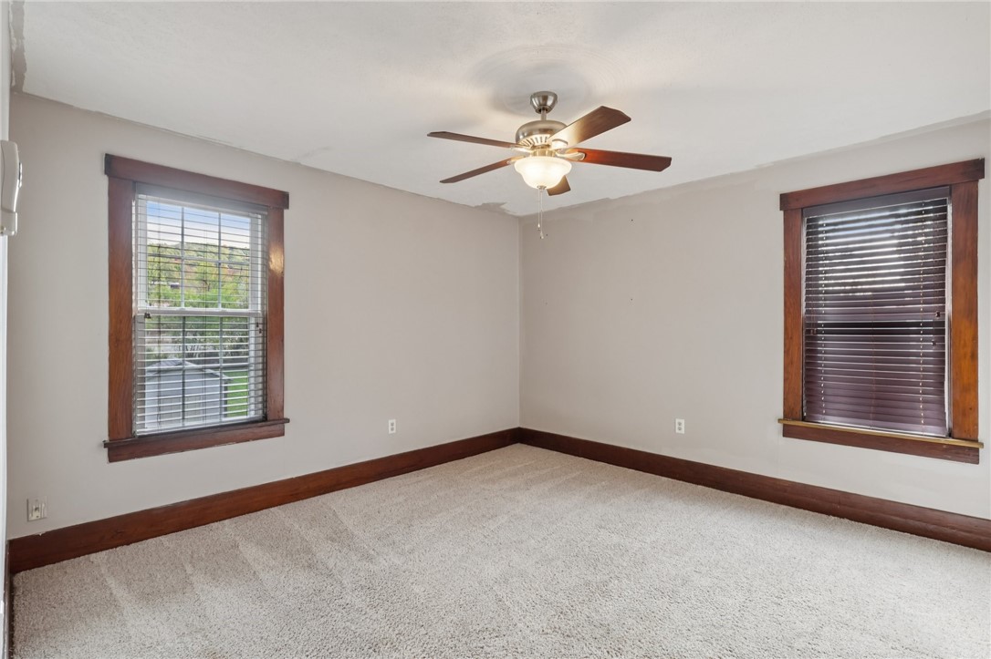 South Connellsville, Pennsylvania 15425, United States, 3 Bedrooms Bedrooms, ,2 BathroomsBathrooms,Residential,Active,235321