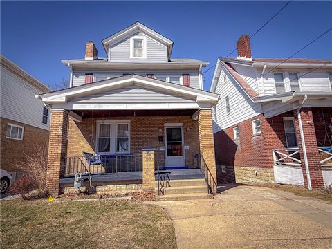 Photo of 2726 Crosby Ave, Pittsburgh, PA 15216 (MLS # 1742352)