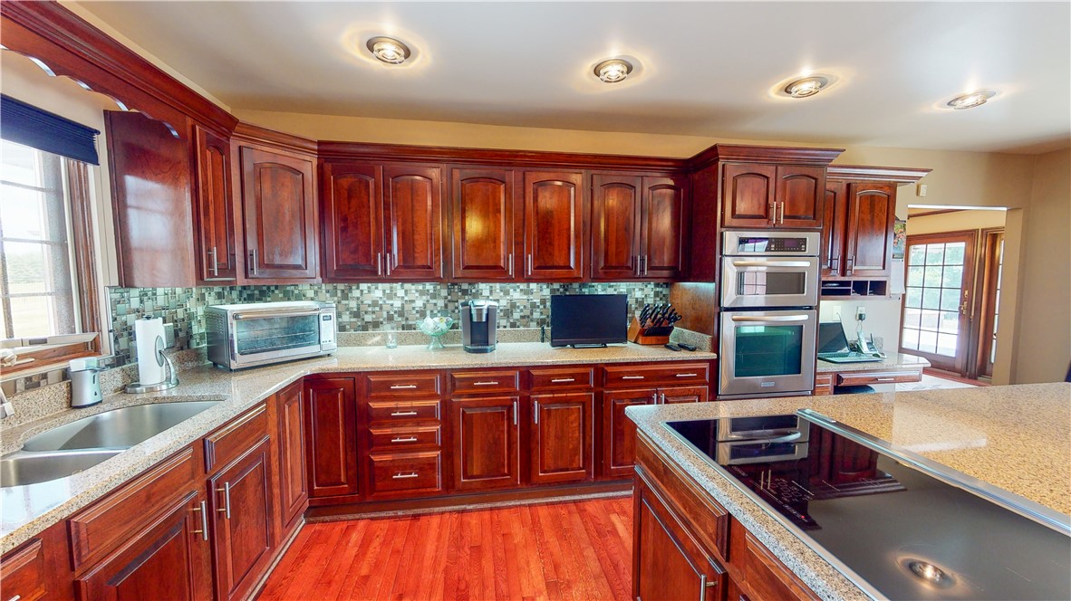 1490 Olde Stable Lane