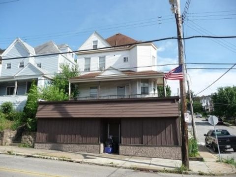 Photo of 546 Greenfield Ave #3, Pittsburgh, PA 15207 (MLS # 1725716)