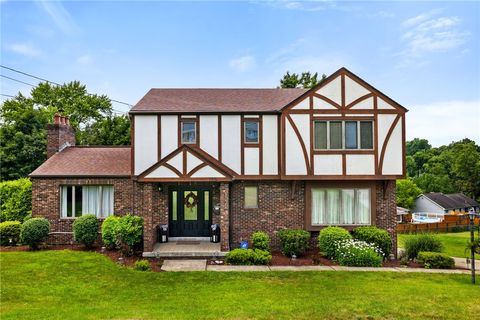 Photo of 120 Larchfield Dr, Mckeesport, PA 15135 (MLS # 1764400)