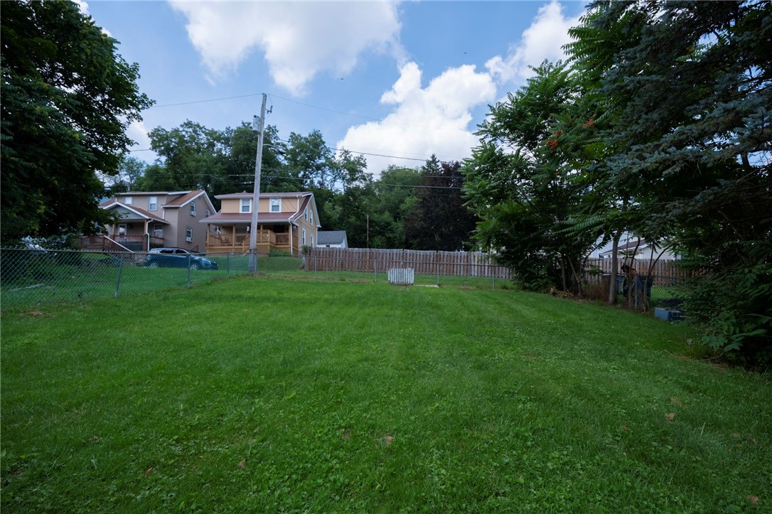 Ellwood City, Pennsylvania 16117, United States, 3 Bedrooms Bedrooms, ,3 BathroomsBathrooms,Residential,Active,168111