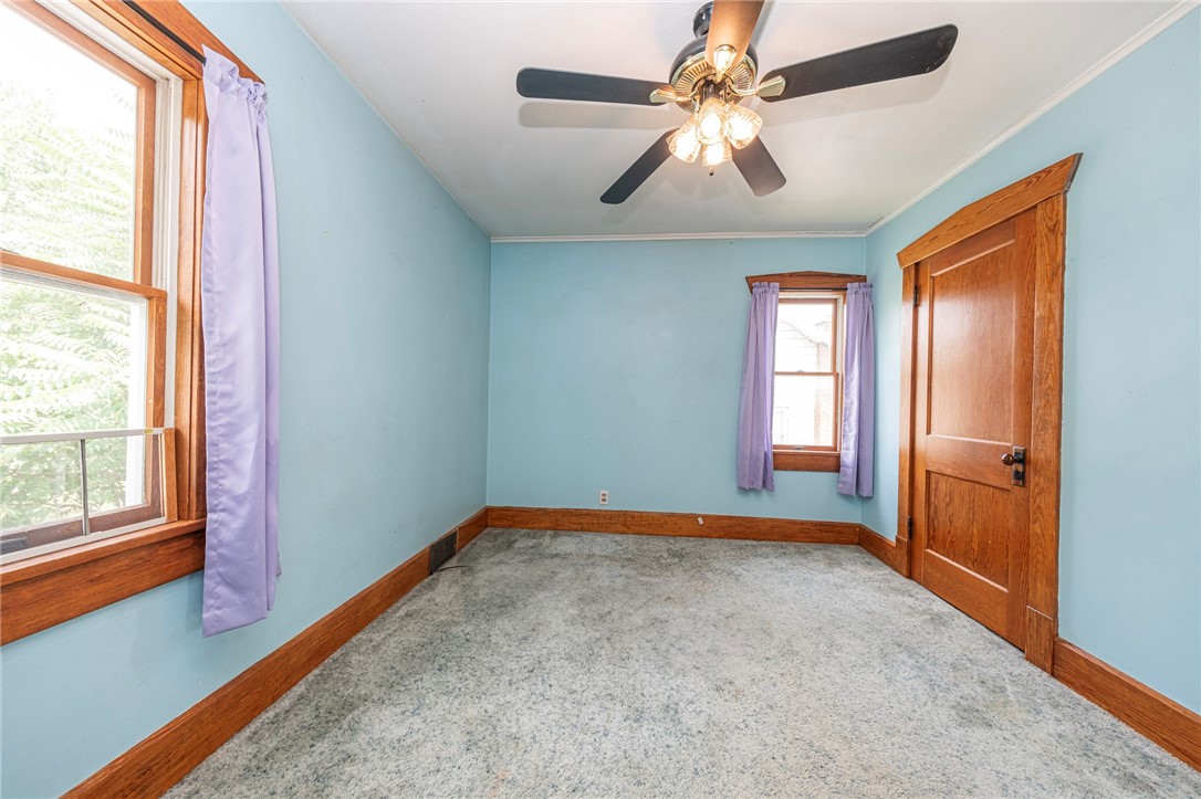 Ellwood City, Pennsylvania 16117, United States, 3 Bedrooms Bedrooms, ,3 BathroomsBathrooms,Residential,Active,168111