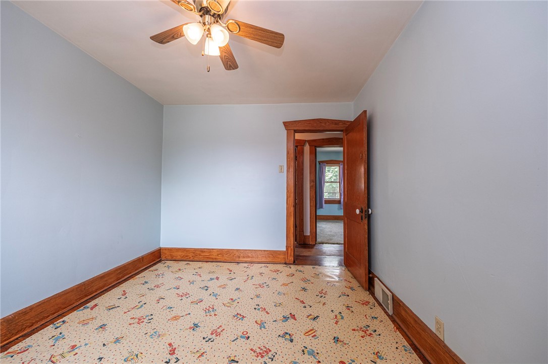 Ellwood City, Pennsylvania 16117, United States, 3 Bedrooms Bedrooms, ,3 BathroomsBathrooms,Residential,Active,168111