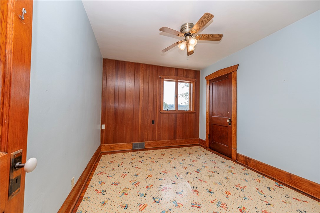 Ellwood City, Pennsylvania 16117, United States, 3 Bedrooms Bedrooms, ,3 BathroomsBathrooms,Residential,Active,168111