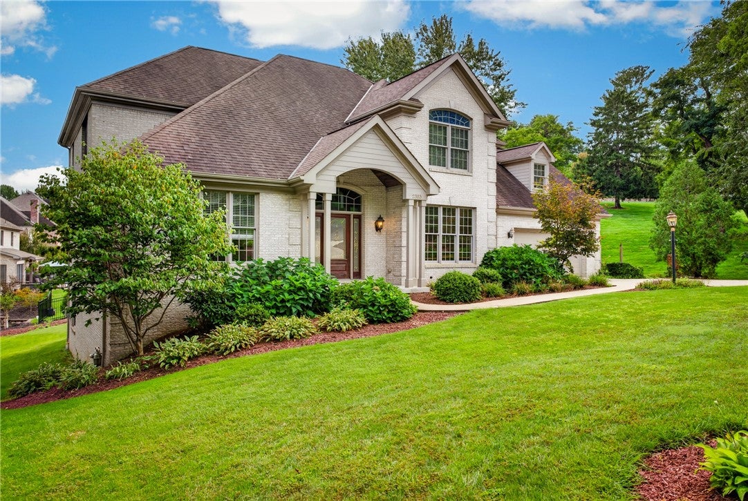2383 Morrow Rd