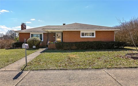 Photo of 301 W 12th St, Donora, PA 15033 (MLS # 1743669)