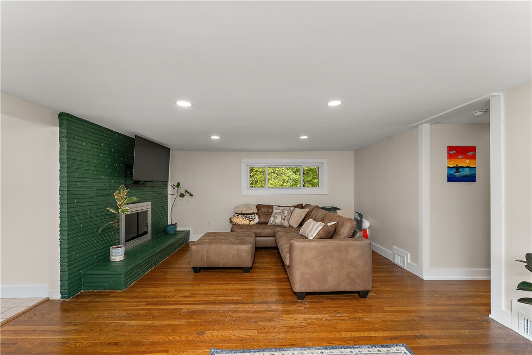 102 Landwood Lane Ln, Freedom, Pennsylvania image 12