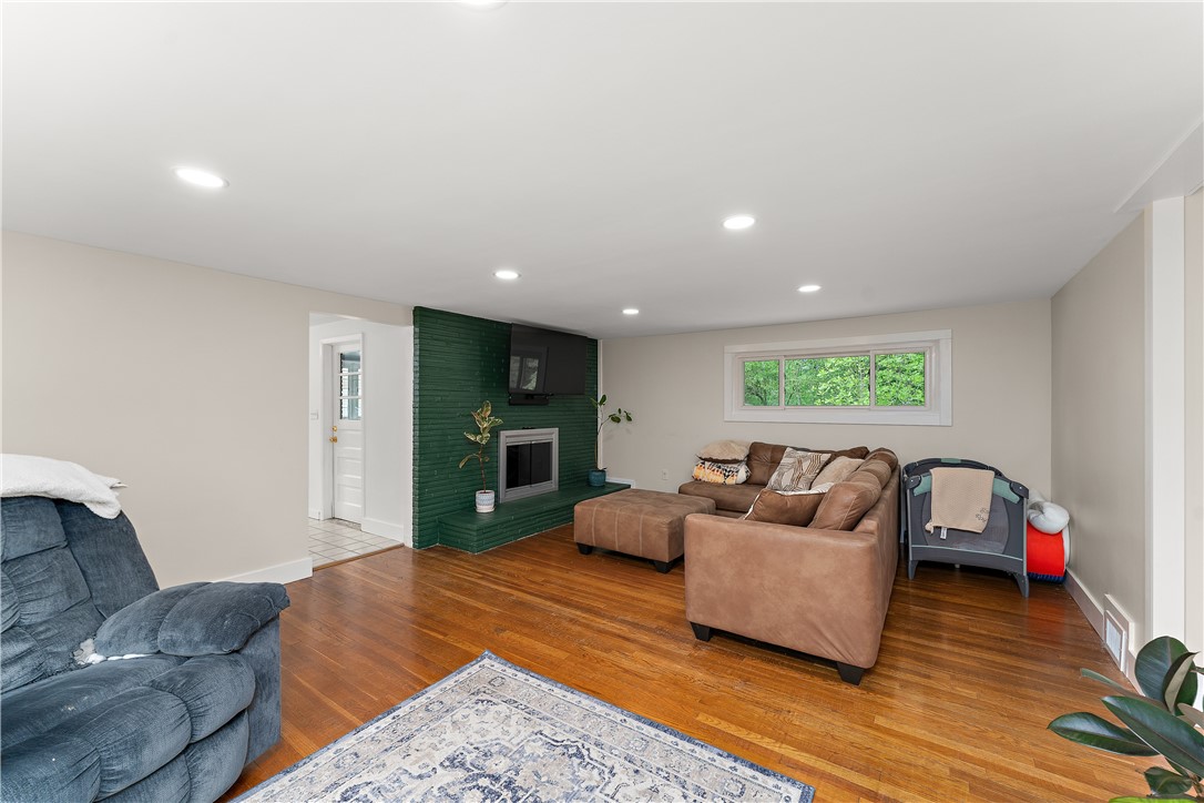 102 Landwood Lane Ln, Freedom, Pennsylvania image 11