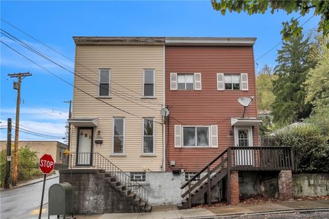 Photo of 3240 Rothpletz St, Pittsburgh, PA 15212 (MLS # 1729187)