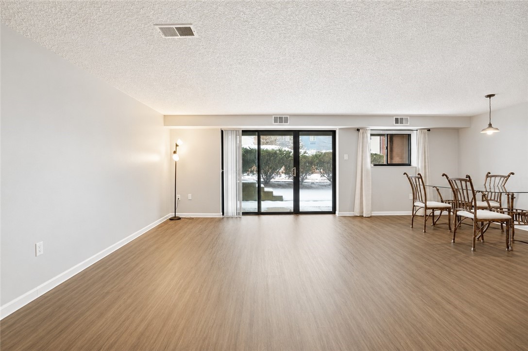 1204 Dutilh Rd 1