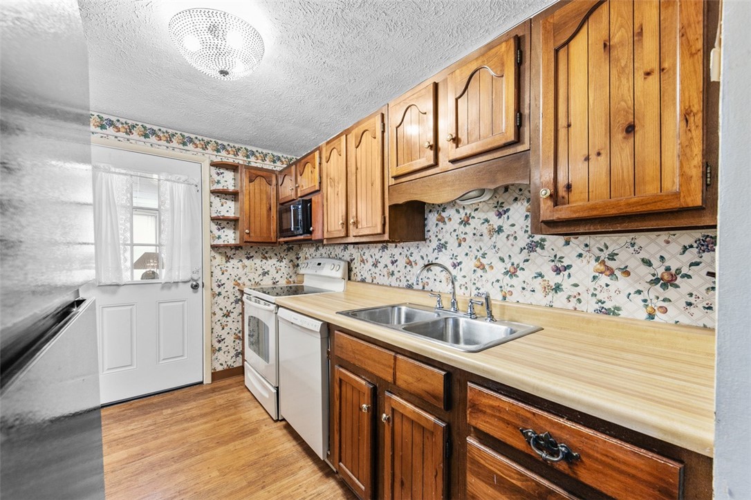 Murrysville, Pennsylvania 15626, United States, 3 Bedrooms Bedrooms, ,2 BathroomsBathrooms,Residential,Active,251363