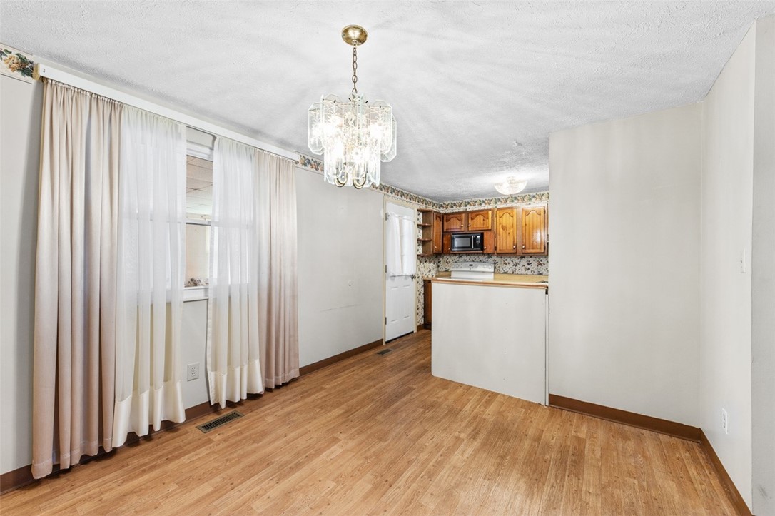 Murrysville, Pennsylvania 15626, United States, 3 Bedrooms Bedrooms, ,2 BathroomsBathrooms,Residential,Active,251363