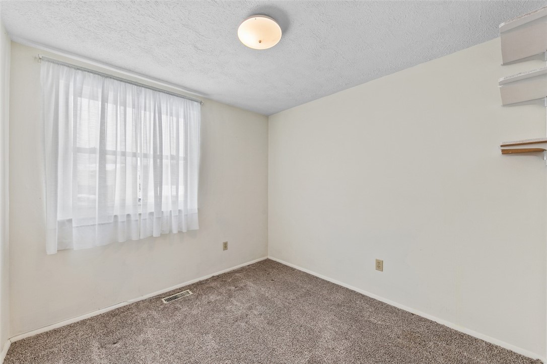 Murrysville, Pennsylvania 15626, United States, 3 Bedrooms Bedrooms, ,2 BathroomsBathrooms,Residential,Active,251363