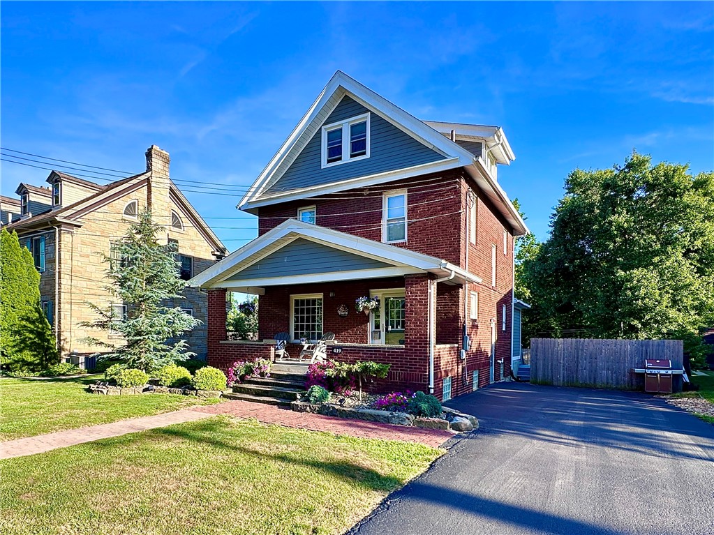 419 W Neshannock Ave