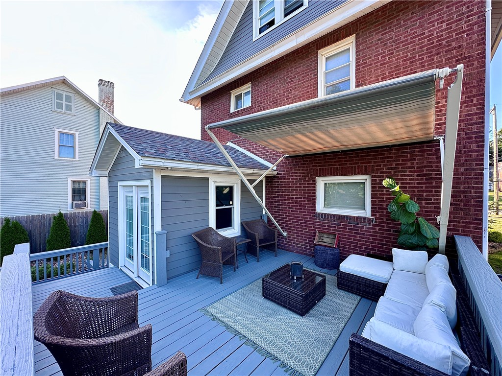 419 W Neshannock Ave