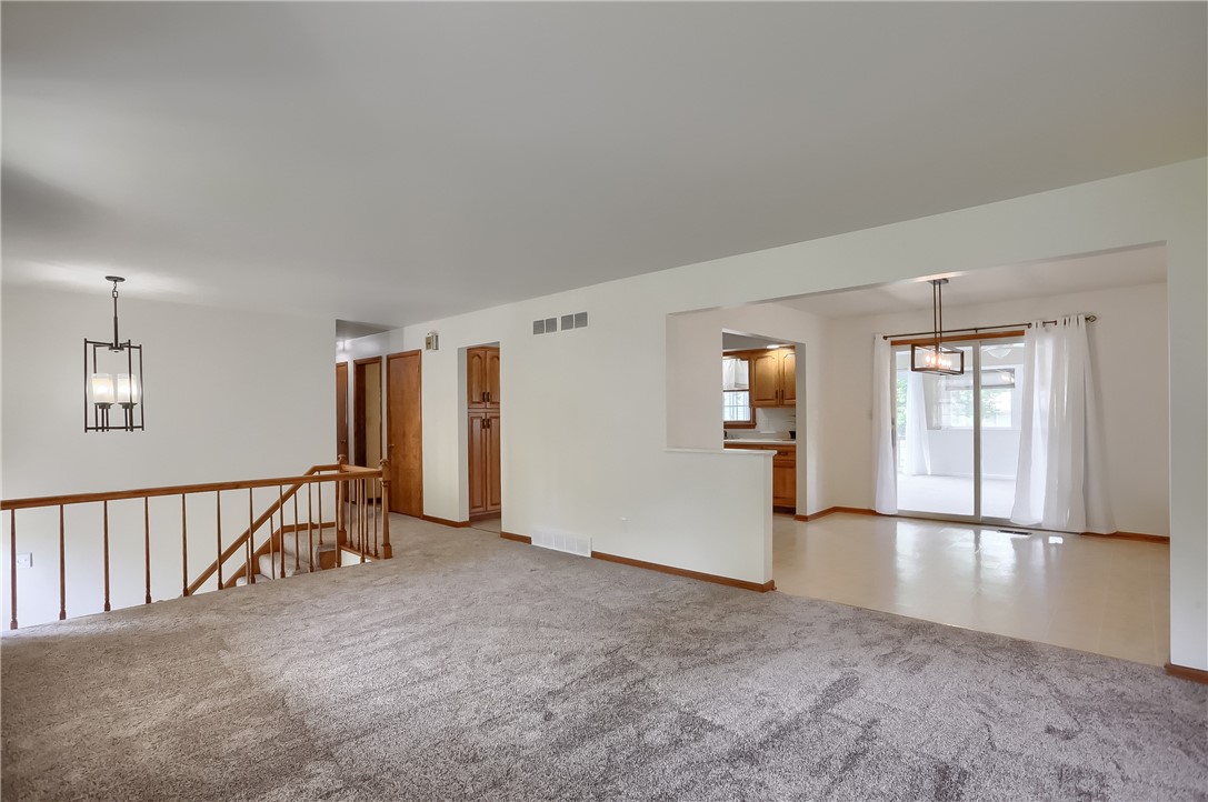 Photo 10 of 44 of 3017 Pinehurst Dr house
