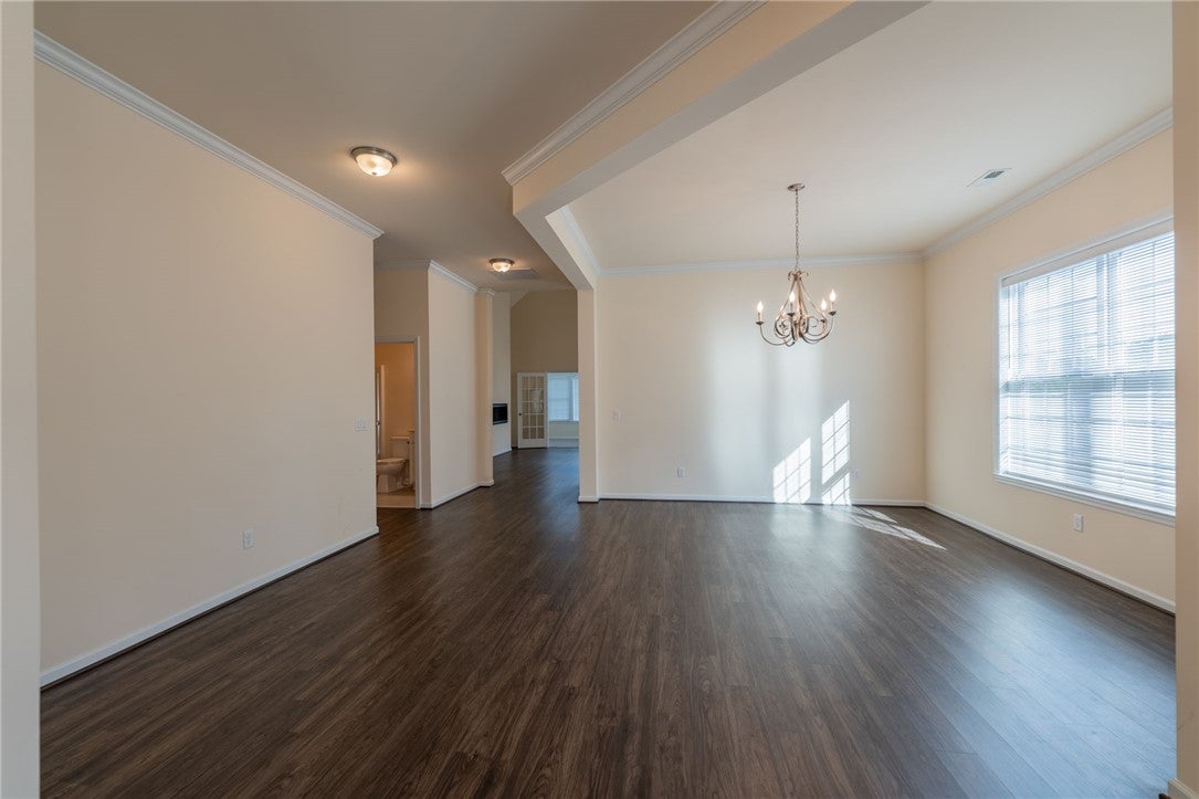 114 Gateway Dr