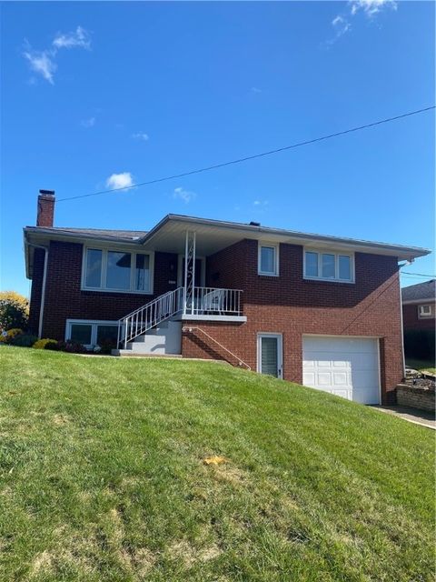 Photo of 630 Shirls Ave, Washington, PA 15301 (MLS # 1726879)
