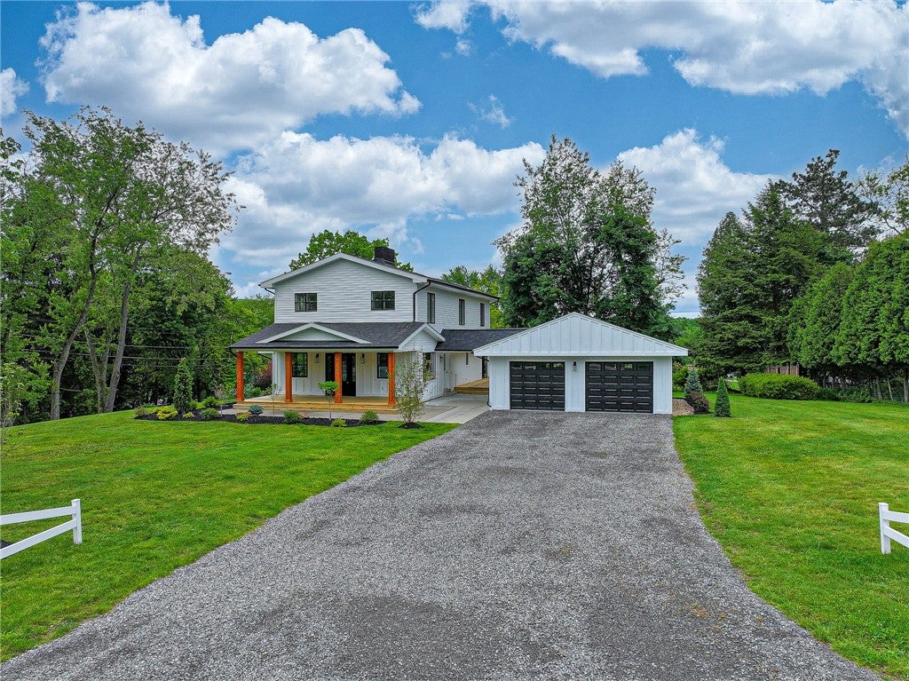 4001 Buckboard Trail