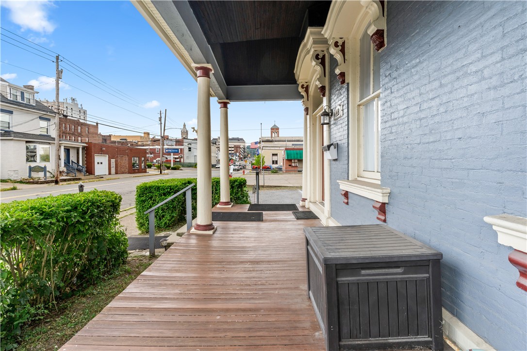 128 N Washington Street