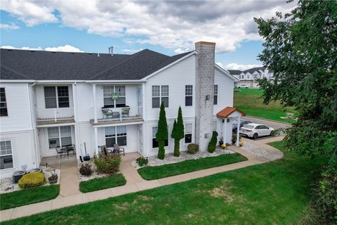 219 Adams Pointe 9 Adams Twp PA 16046