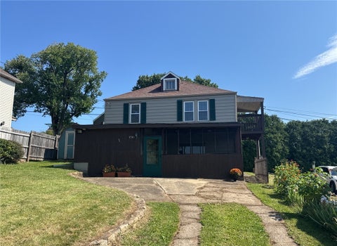 Homes For Sale - 1710 Raymond Ave Ave<br/> Latrobe, PA 15650