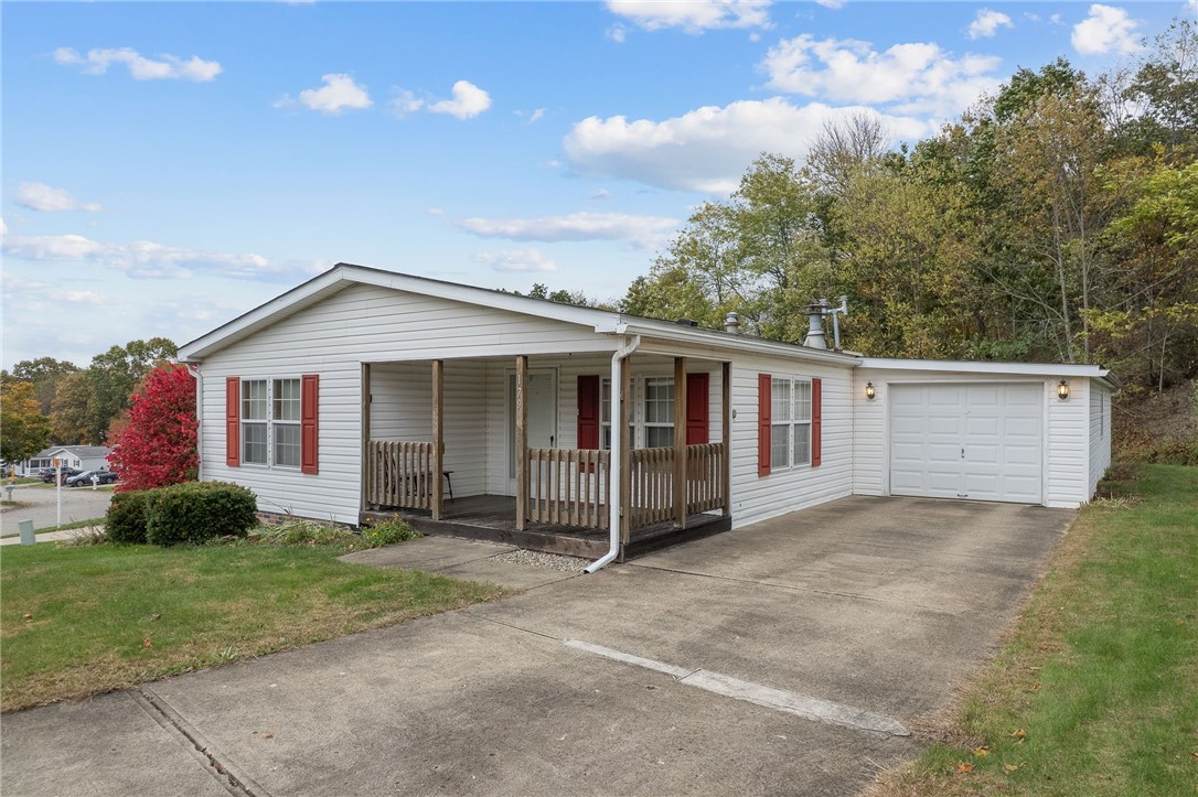 179 Rock Lake Dr