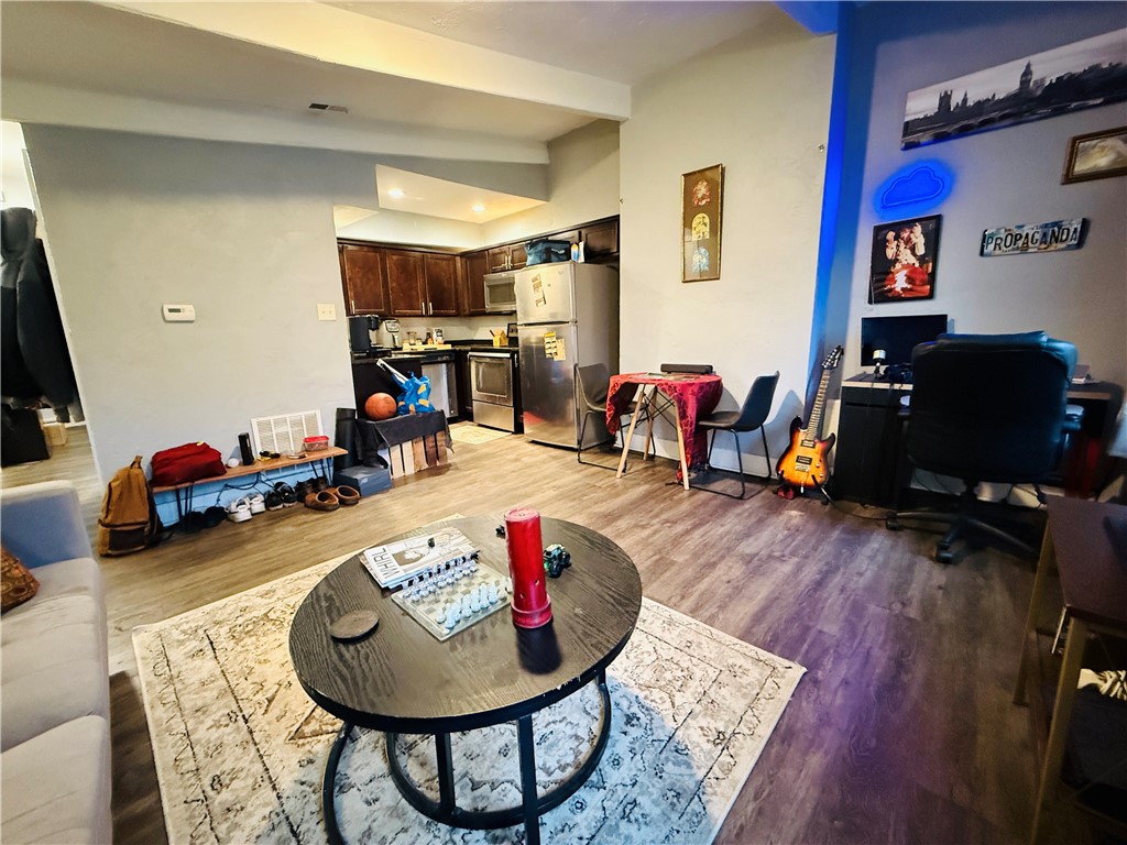 Sharpsburg, Pennsylvania 15215, United States, 1 Bedroom Bedrooms, ,1 BathroomBathrooms,Residential,Active,5670