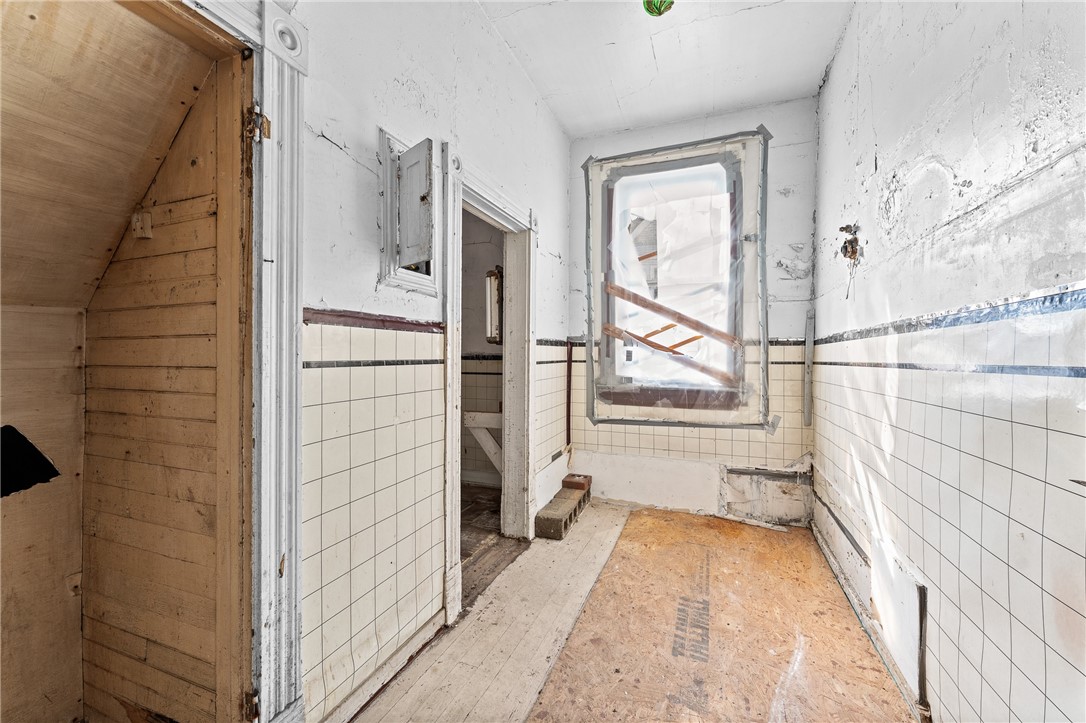 2316 Perrysville Ave