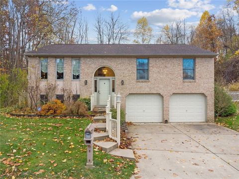 Photo of 100 Rose Ct, Delmont, PA 15626 (MLS # 1733217)