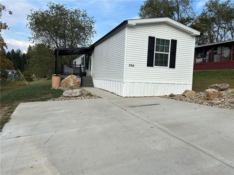 306 Furer Dr Buffalo Twp PA 16055