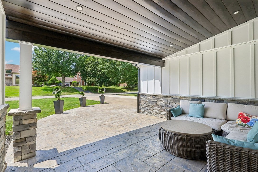 1711 Sturbridge Drive