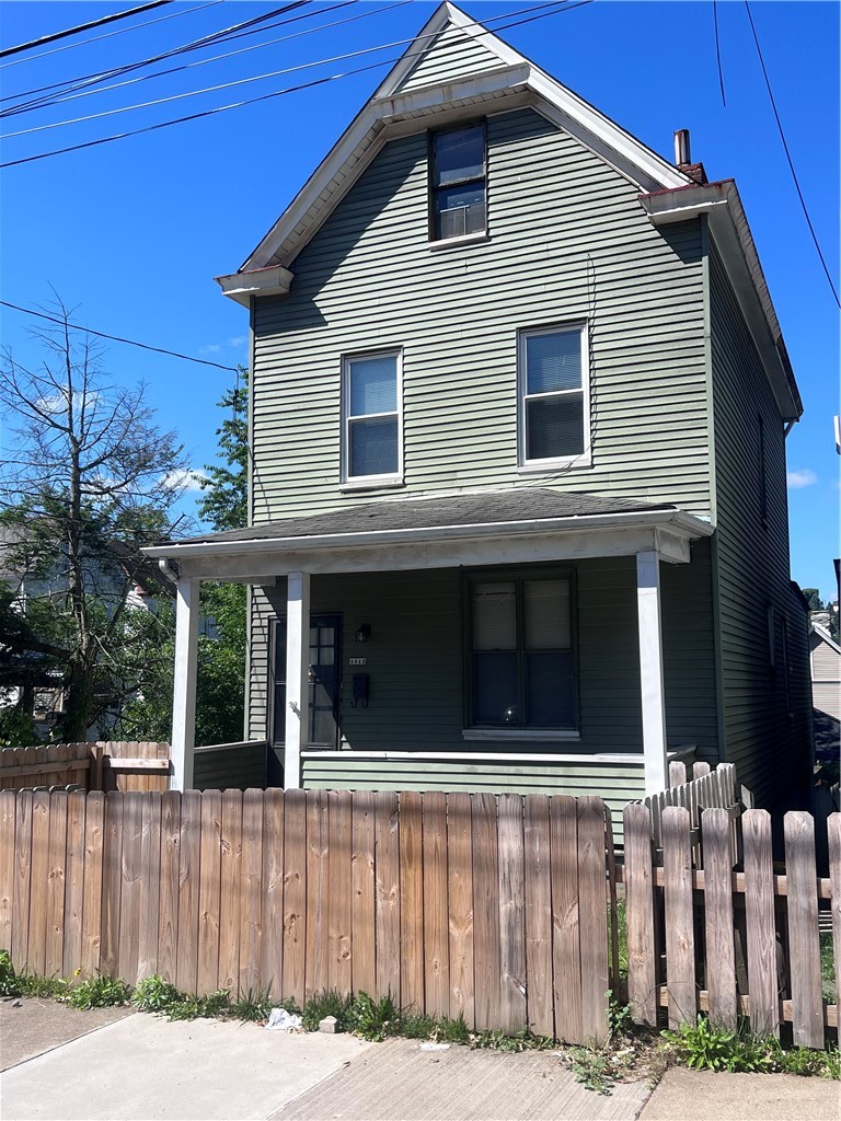 1013 Uvilla St