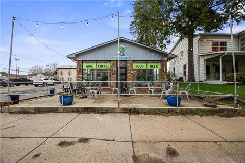 Photo of 138 S Market St, New Wilmington, PA 16142 (MLS # 1749732)