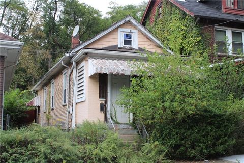 Homes For Sale - 423 N Holland Ave Ave<br/> Rankin, PA 15104