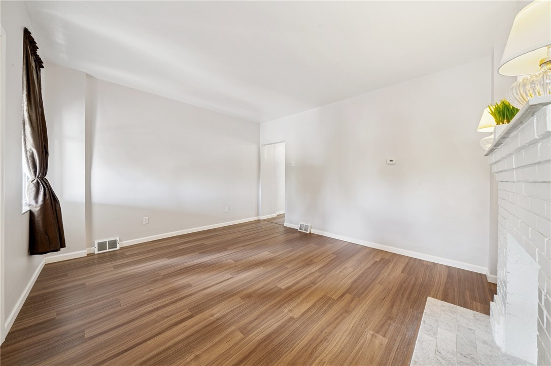 2100 Vodeli St