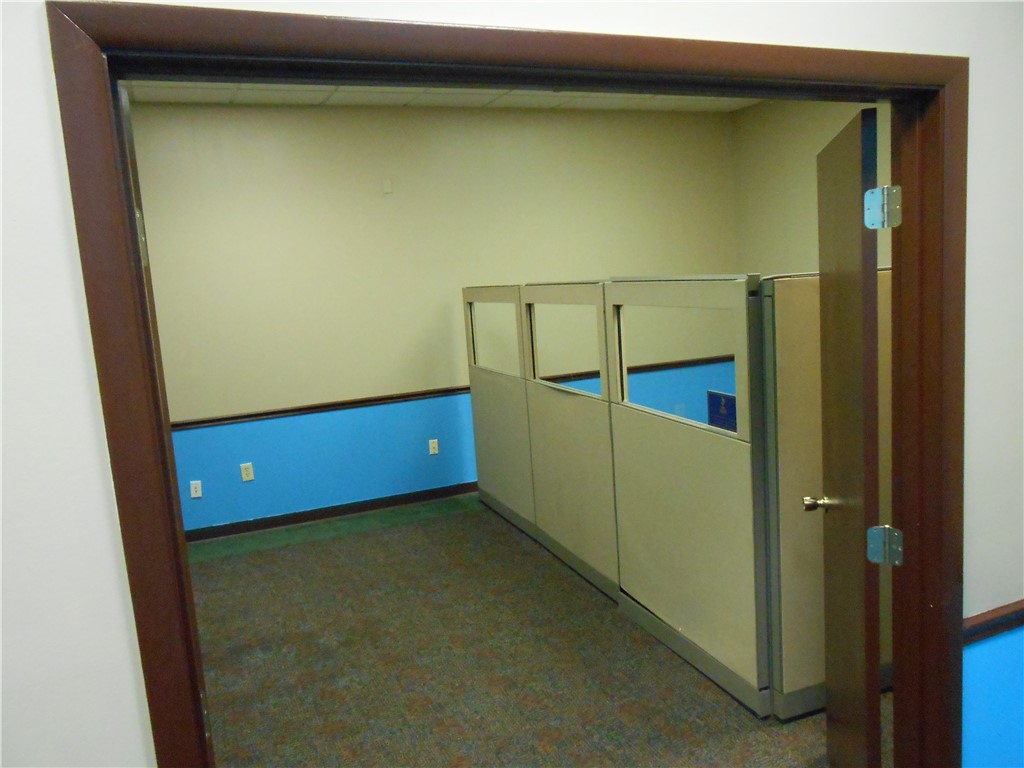 Pleasant Hills, Pennsylvania 15236, United States, ,Residential,Active,46225