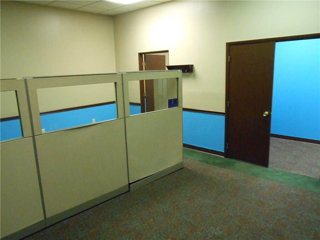 Pleasant Hills, Pennsylvania 15236, United States, ,Residential,Active,46225