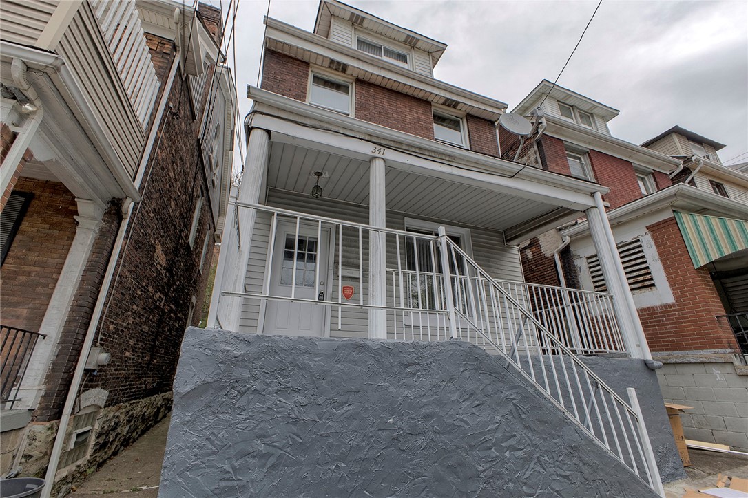 341 Lawn St St, Oakland, Pennsylvania image 2