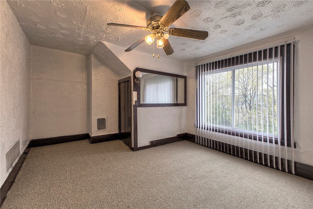341 Lawn St St, Oakland, Pennsylvania image 19