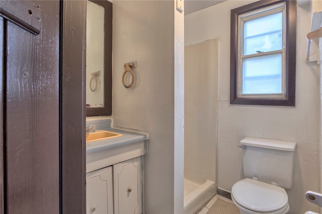 341 Lawn St St, Oakland, Pennsylvania image 21