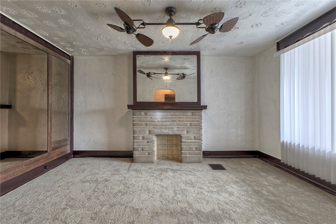 341 Lawn St St, Oakland, Pennsylvania image 5