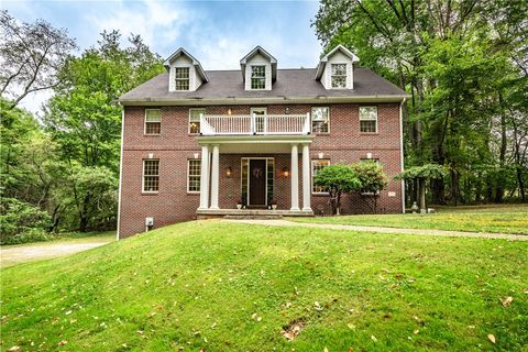 Condo For Sale - 102 Patriot Lane Ln<br/> Franklin, PA 16001