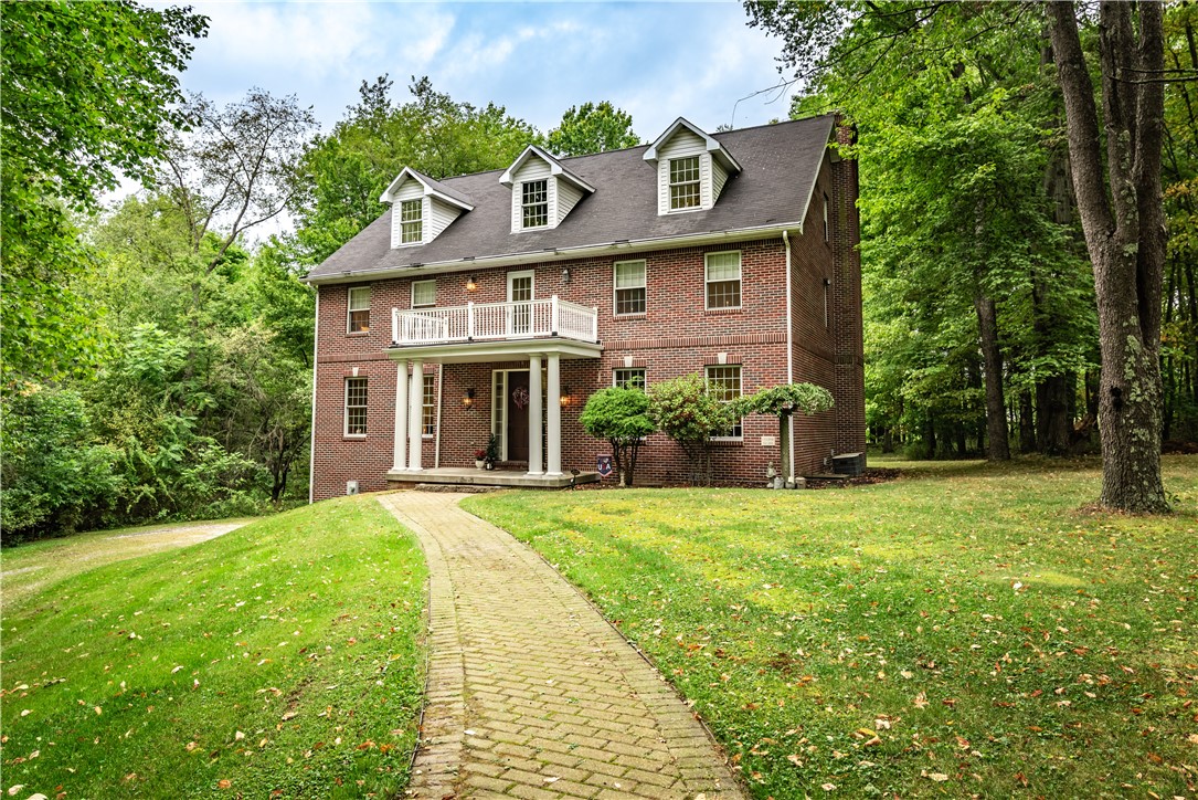 Franklin Twp, Pennsylvania 16001, United States, 8 Bedrooms Bedrooms, ,9 BathroomsBathrooms,Residential,Contingent,206249