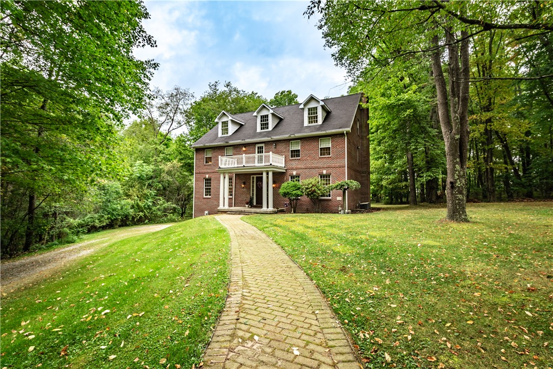 Franklin Twp, Pennsylvania 16001, United States, 8 Bedrooms Bedrooms, ,9 BathroomsBathrooms,Residential,Contingent,206249