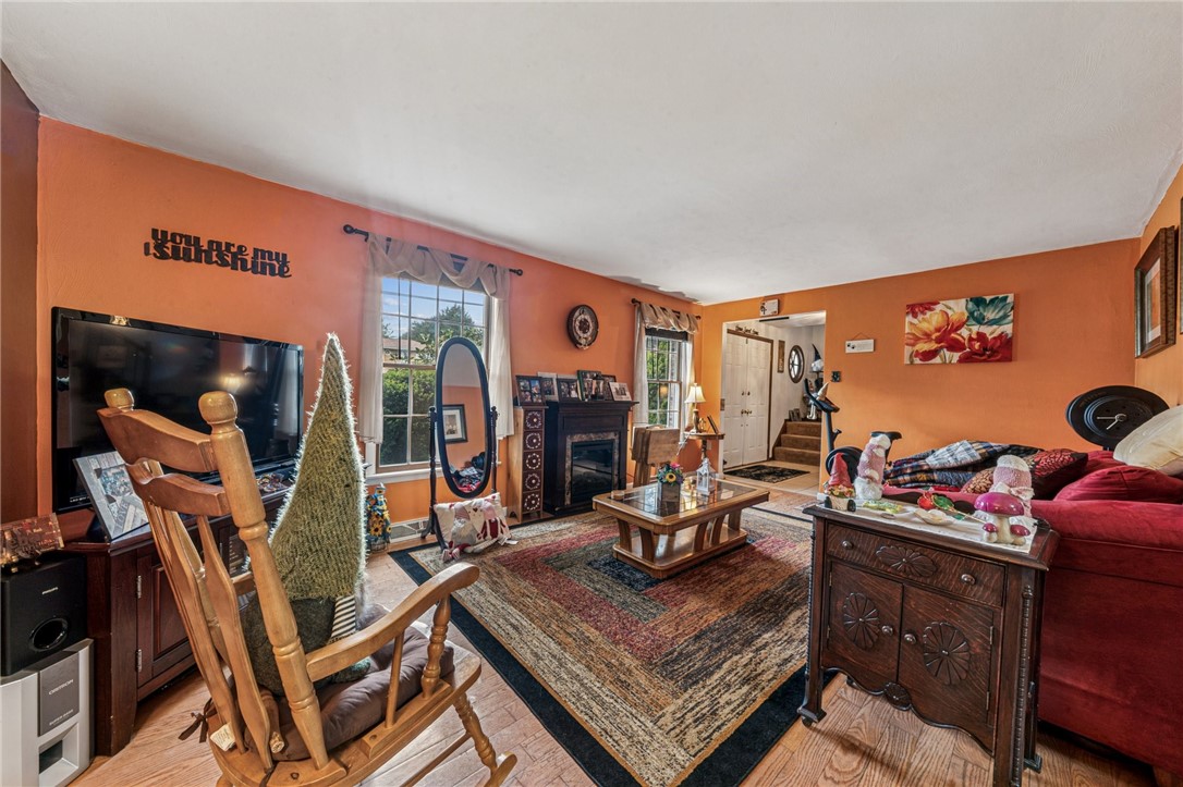 620 Sandy Hill Road Rd, Manor, Pennsylvania image 4