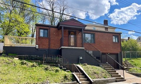 Photo of 2915 Crosby Ave, Dormont, PA 15216 (MLS # 1747928)