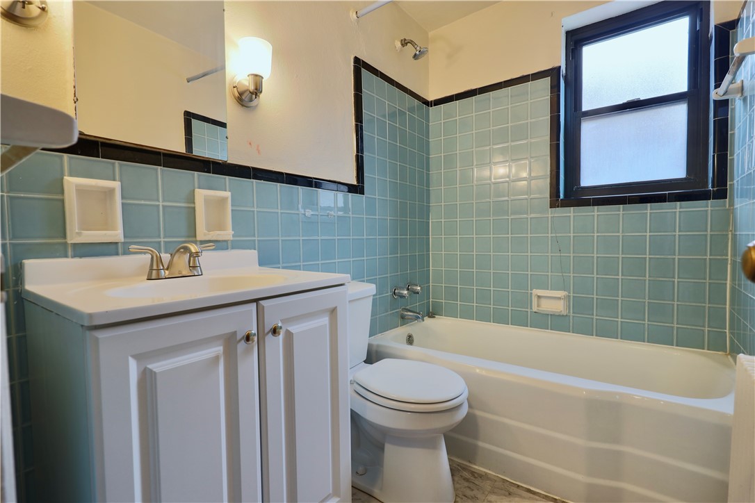 Mt. Lebanon, Pennsylvania 15228, United States, 1 Bedroom Bedrooms, ,1 BathroomBathrooms,Residential,Active,13820