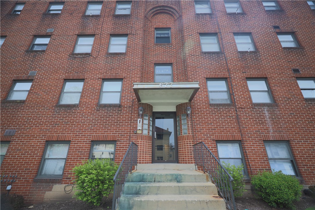 Mt. Lebanon, Pennsylvania 15228, United States, 1 Bedroom Bedrooms, ,1 BathroomBathrooms,Residential,Active,13820